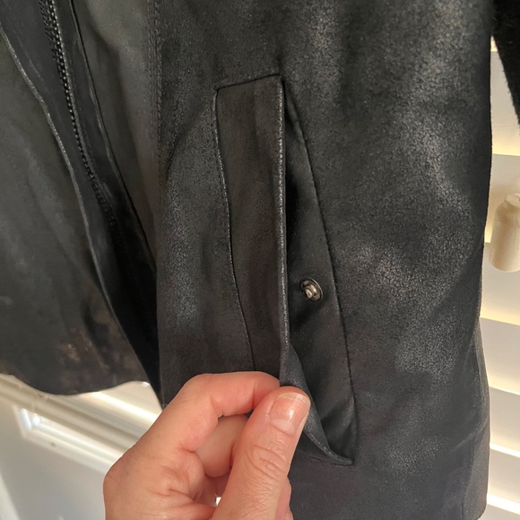 Hooded Leather Jacket - Picture 5 of 7